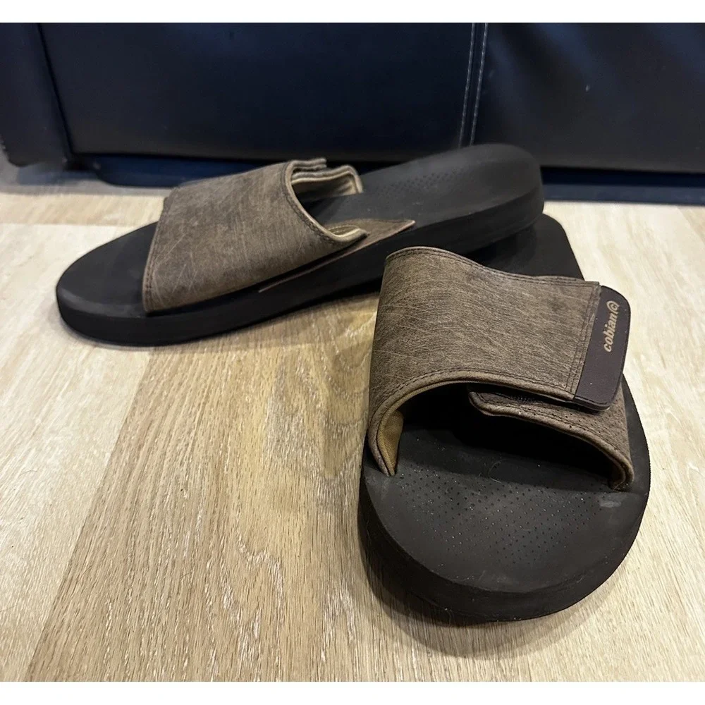 Cobian Men's ARV2 Slides Size 11 Brown Adjustable Width Great Padding EUC